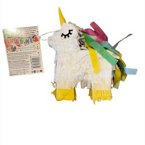 Penn Plax Small Piniata Avian Unicorn Toy 8X 5.5" Shred Paper Cardboard Activity